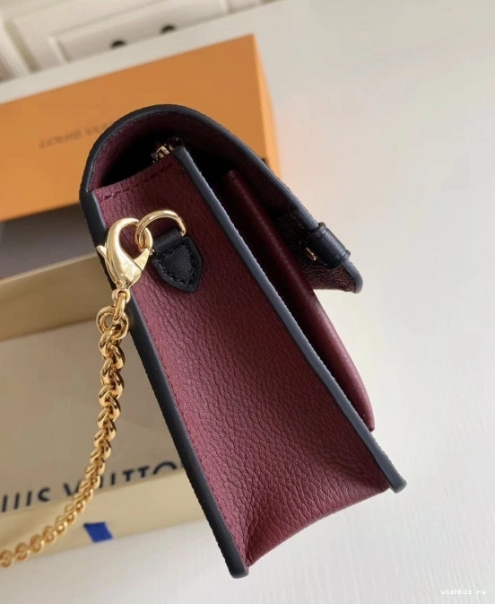 WIS LOUIS WALLET VUITTON CHAIN VAVIN 0121